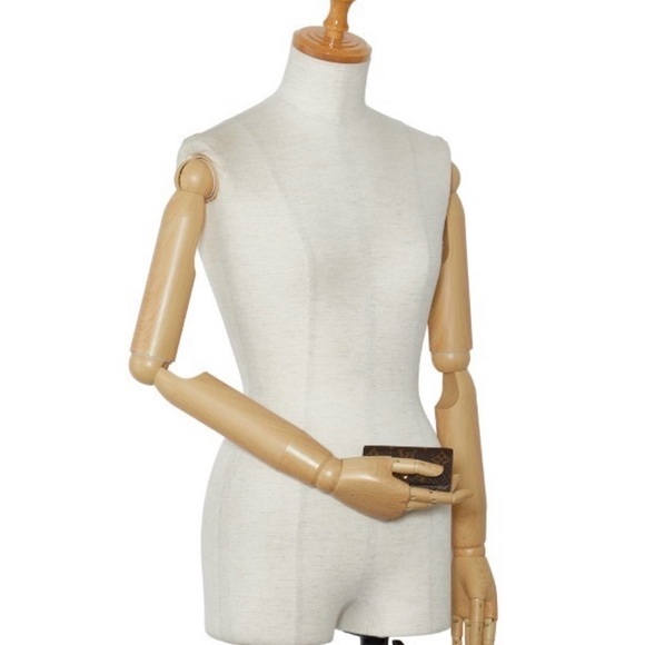 Louis Vuitton 4-Key Monogram Multicles Holder Authentic LV - Picture 12 of 12